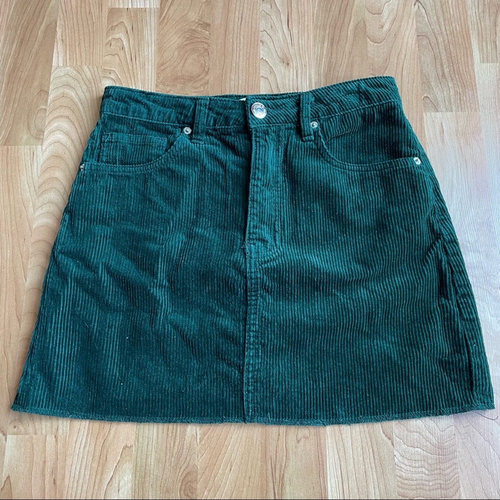 3 for $15//Emerald Green Ribbed Skirt